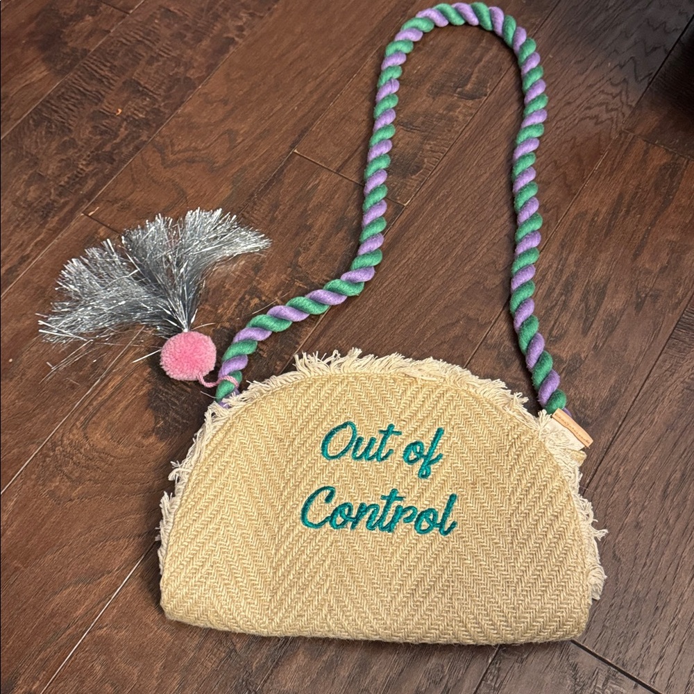 ⬇️Circus By Sam Edelman boho fringe pompom purse